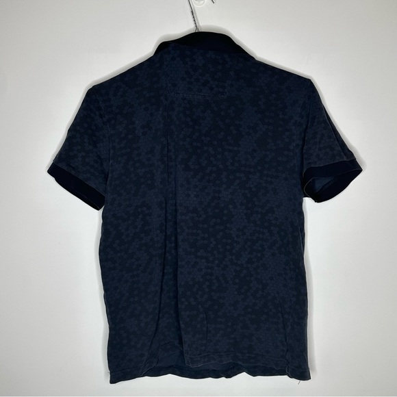 Hugo Boss Luxury Short Sleeve Polo Size Large Slim Fit in Black Patterned Detail - Picture 4 of 8